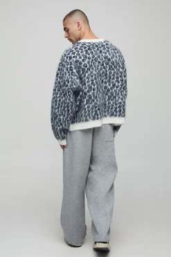 boohooMAN Pull-over tricoté oversize à coupe carrée en maille brossée à imprimé animal<Homme Maille|Mailles