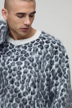 boohooMAN Pull-over tricoté oversize à coupe carrée en maille brossée à imprimé animal<Homme Maille|Mailles