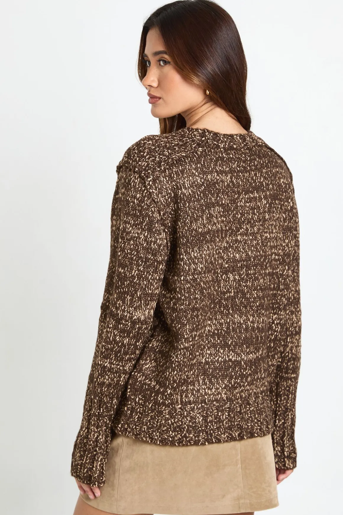 Pull surdimensionné en maille épaisse à détails de couture inversée