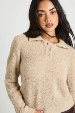 Pull surdimensionné en tricot bouclé doux à col boutonné