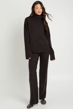 Pull surdimensionné ultra-doux à col roulé pour grandes tailles et pantalon à jambes larges coordonné