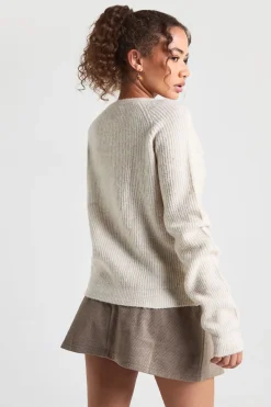 Pull tricoté avec détail de col zippé