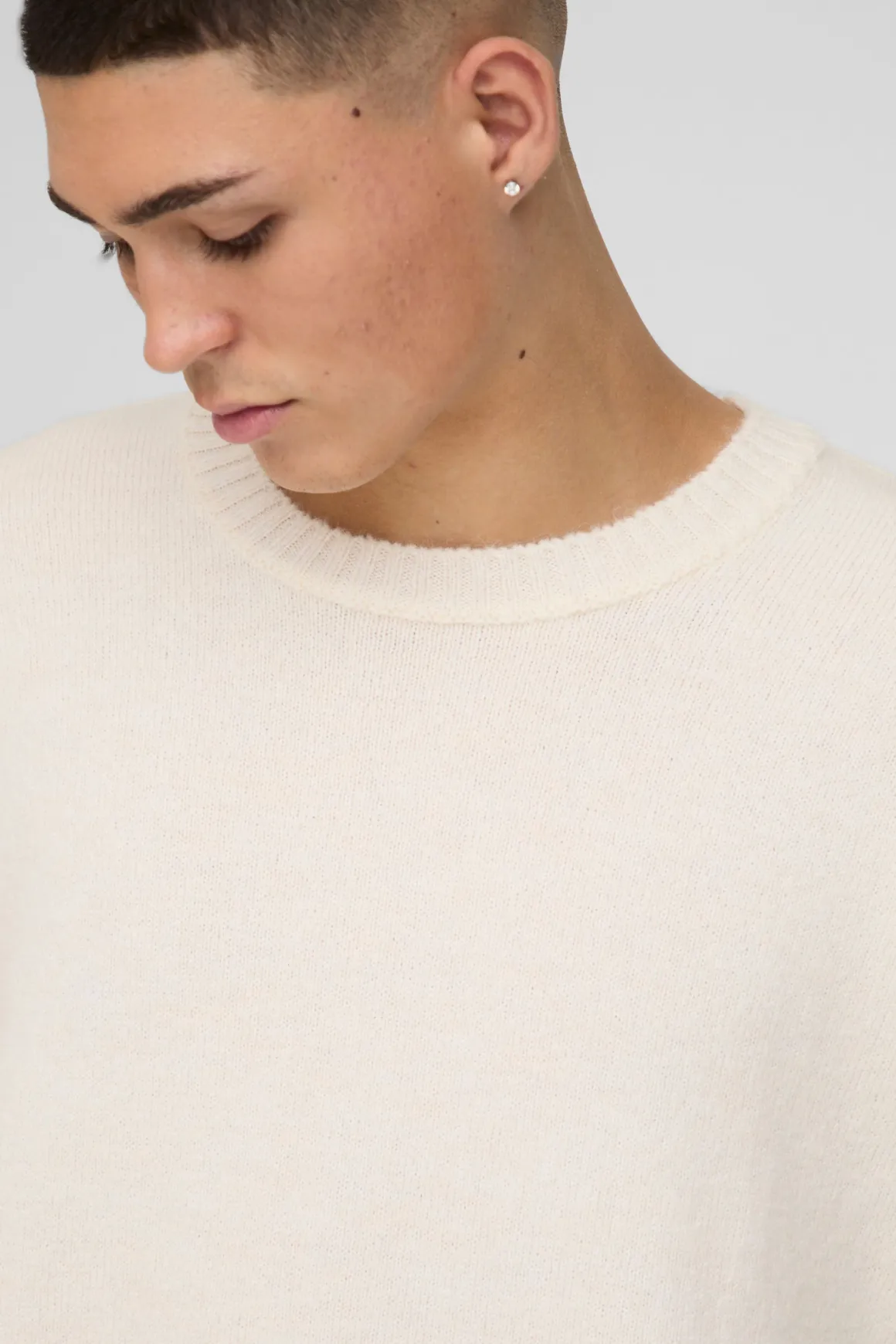 Pull tricoté brossé, surdimensionné et au style carré