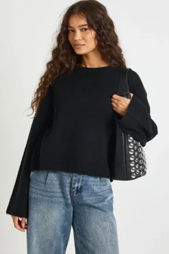 Pull tricoté à col rond ultra-doux