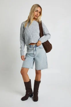 Pull tricoté à coupe boxy avec détails de points diagonaux
