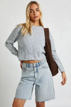 Pull tricoté à coupe boxy avec détails de points diagonaux