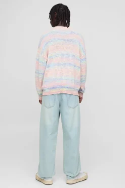 Pull tricoté léger à rayures ombrées démesurées