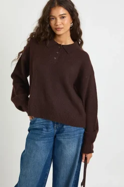 Pull tricoté oversize à col boutonné