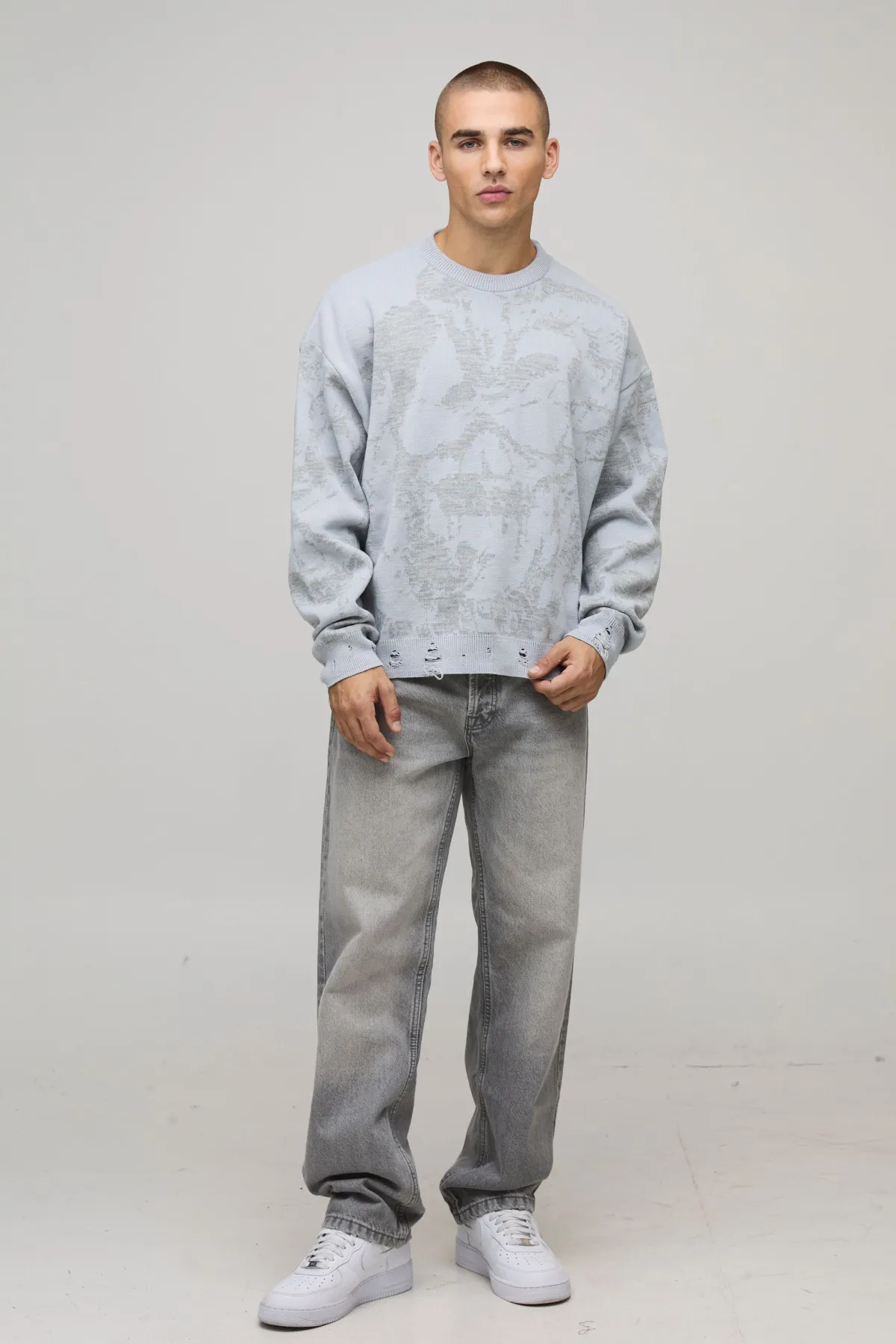 boohooMAN Pull tricoté surdimensionné à la coupe carrée, gothique et patiné<Homme Maille|Mailles