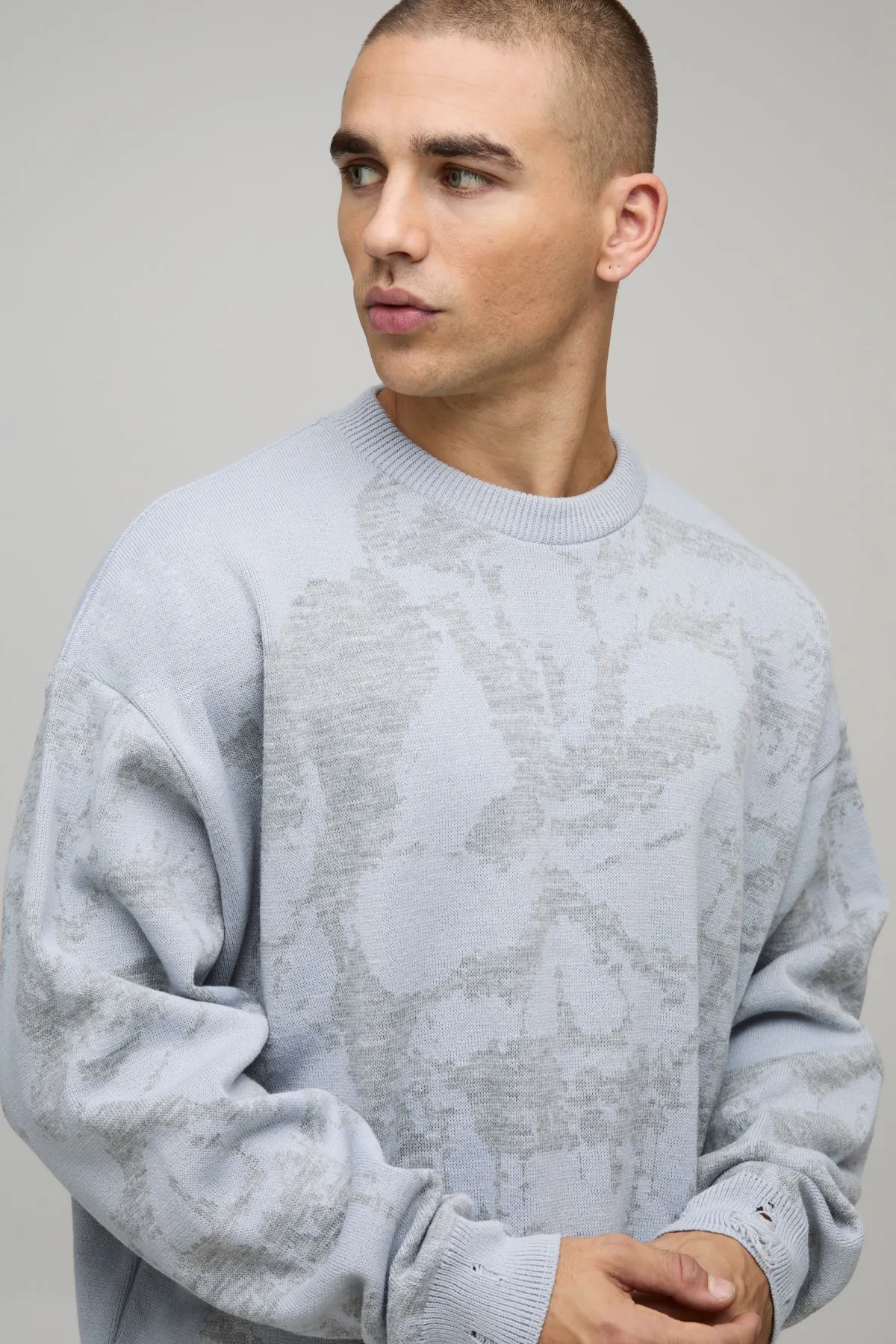 boohooMAN Pull tricoté surdimensionné à la coupe carrée, gothique et patiné<Homme Maille|Mailles