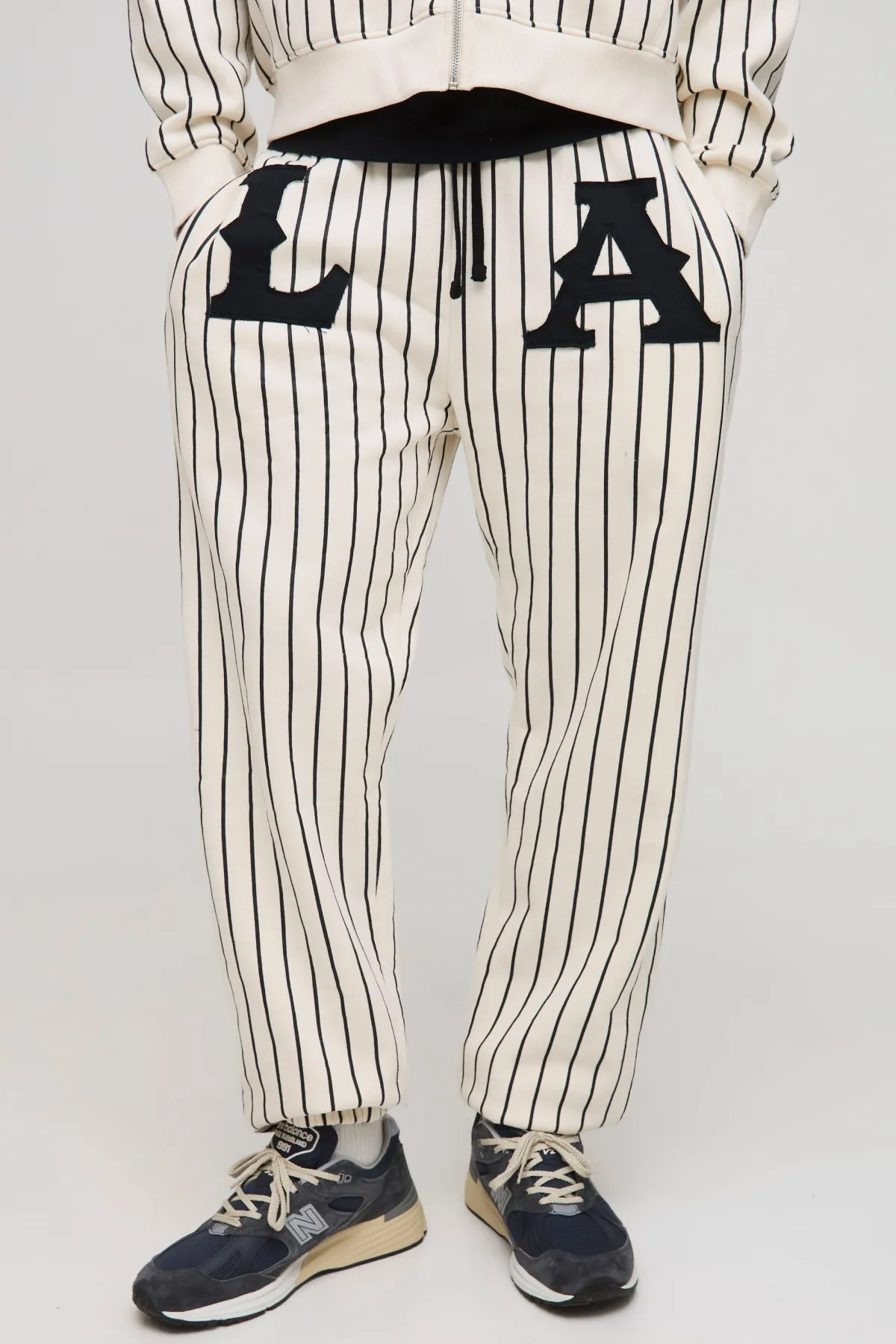 boohooMAN Relaxed LA Applique Pinstripe Joggers<Homme Joggings|Jogging
