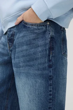 Relaxed Rigid Jeans