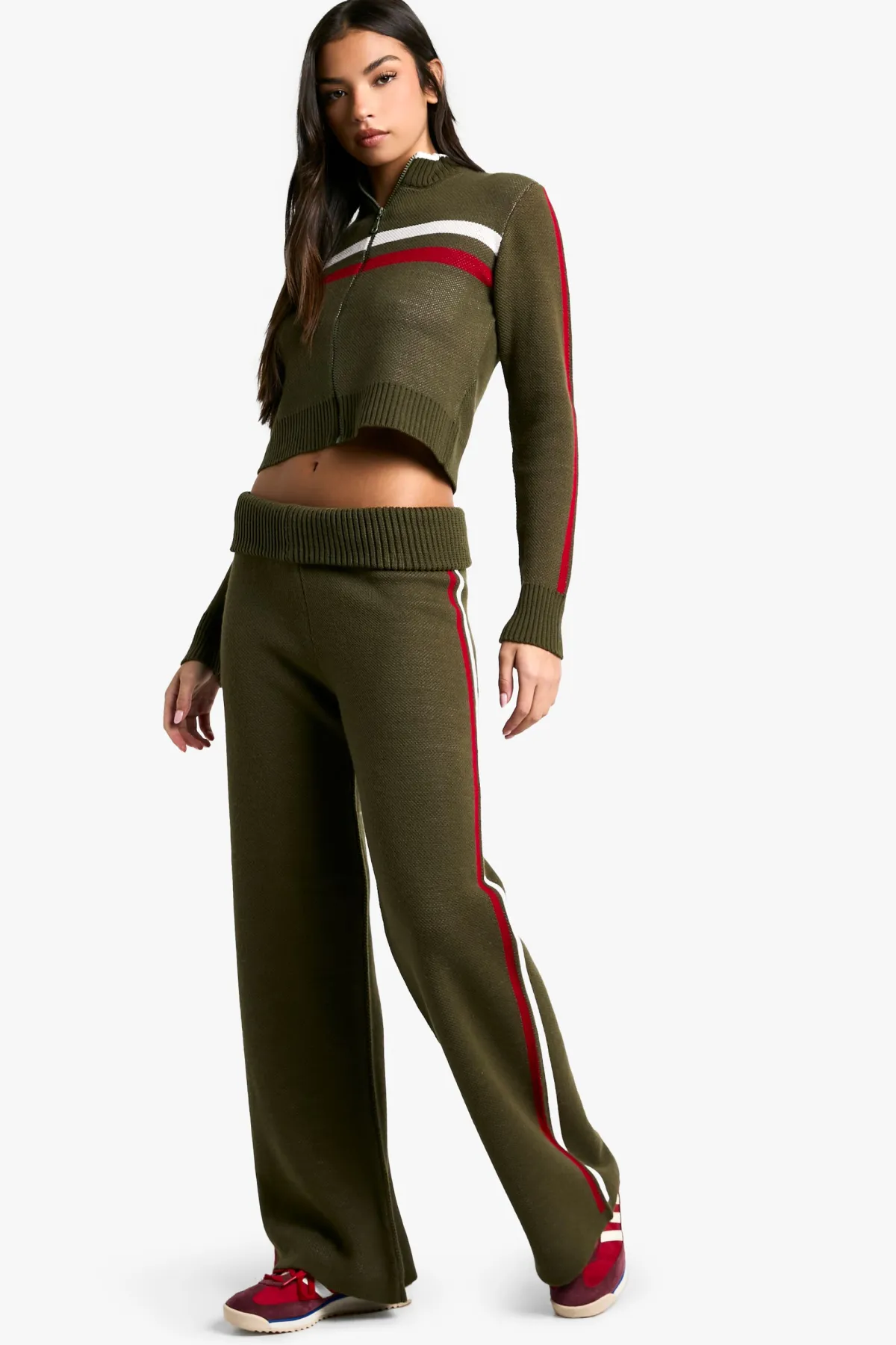 boohoo Rib tricoté en côtes à col haut avec fermeture éclair intégrale et pantalon évasé à ceinture rabattable<Femme Pulls Et Gilets|Toutes Les Mailles