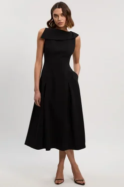 KarenMillen Robe ajustée en stretch compact, à encolure asymétrique et à jupe ample<Femme Tailleurs|Toutes Les Robes