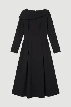 KarenMillen Robe ajustée en stretch compact, à encolure asymétrique et à jupe ample<Femme Tailleurs|Toutes Les Robes