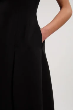 KarenMillen Robe ajustée en stretch compact, à encolure asymétrique et à jupe ample<Femme Tailleurs|Toutes Les Robes