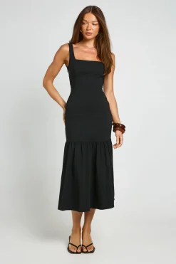 Robe Ajustée Mi-longue À Ourlet Tombant