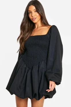 Robe babydoll froncée à manches longues