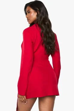 Robe blazer ajustée à drapé frontal enveloppant, look lin