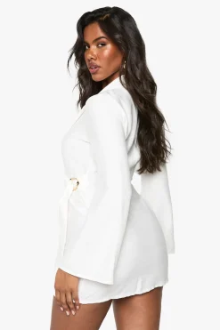 Robe blazer ajustée à l'aspect lin avec détail de boucle et ceinture nouée