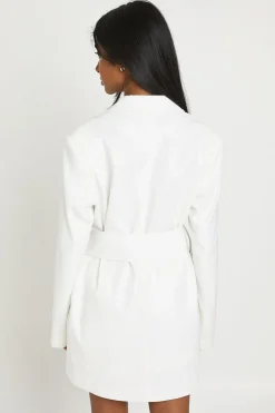 Robe Blazer Ajustée Oversize Avec Détail Boucle