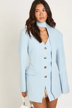 Robe Blazer Cintrée Avec Détail Foulard Et Épaulettes