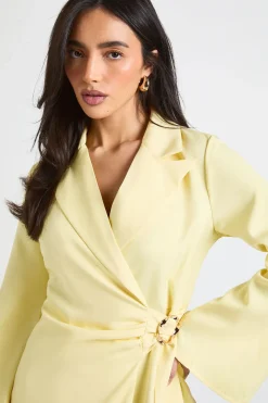 Robe Blazer Cintrée À Détail Boucle Et Ceinture Nouée À La Taille