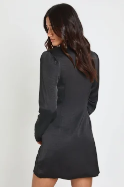 boohoo Robe Blazer Cintrée En Satin À Décolleté Plongeant Avec Détail Bouton Noué À L'ourlet<Femme Tailleurs|Robes Courtes