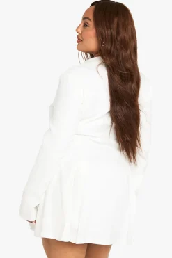 Robe Blazer Cintrée Grande Taille Avec Détail Agrafes Et Taille Marquée