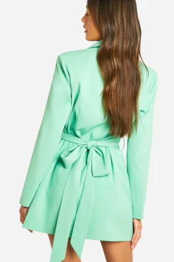 Robe blazer cintrée à nouer Obi