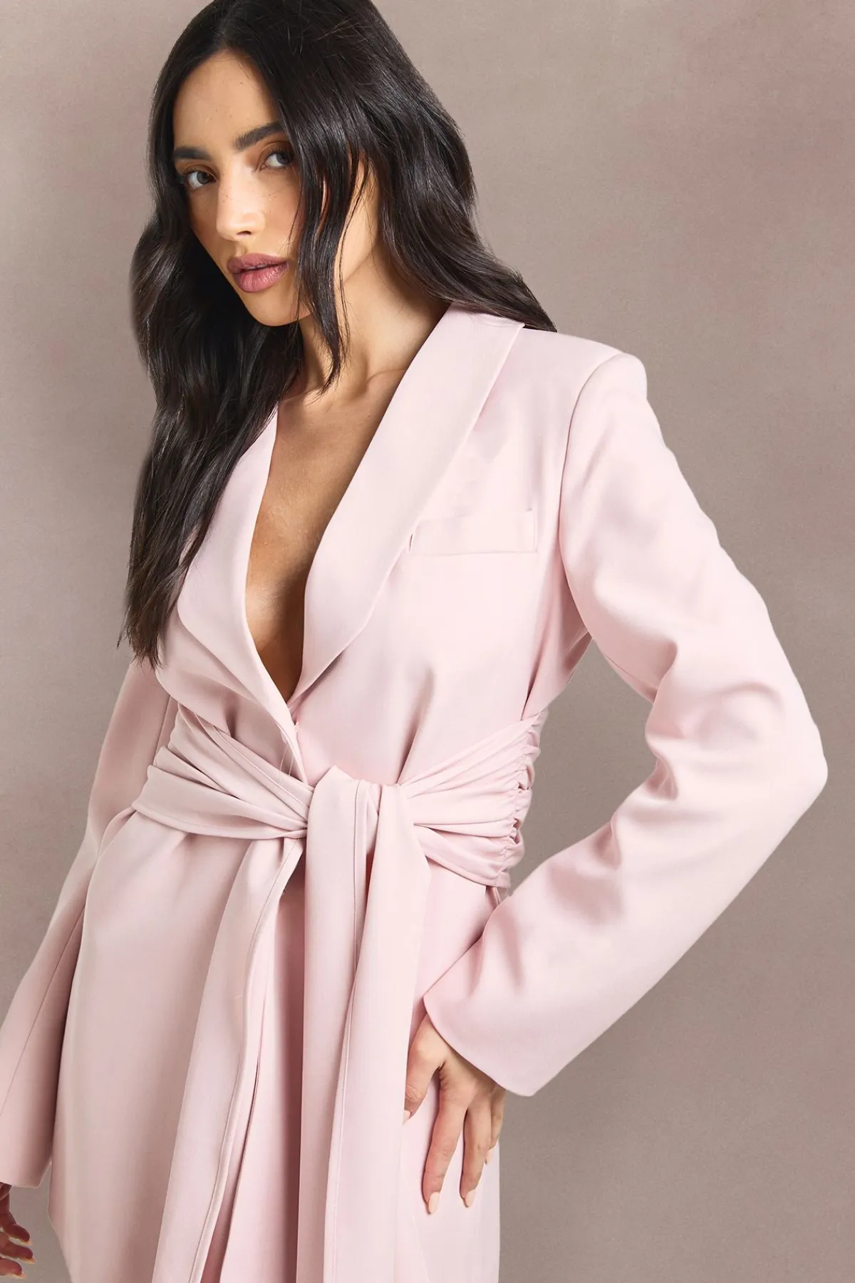 boohoo Robe Blazer Cintrée À Taille Nouée Obi<Femme Tailleurs|Robes À Manches Longues