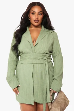 boohoo Robe Blazer Cintrée Texturée Grande Taille Avec Ceinture<Femme Tailleurs|Robes À Manches Longues