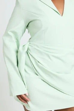 boohoo Robe Blazer Drapée Devant Grande Taille<Femme Tailleurs|Robes À Manches Longues