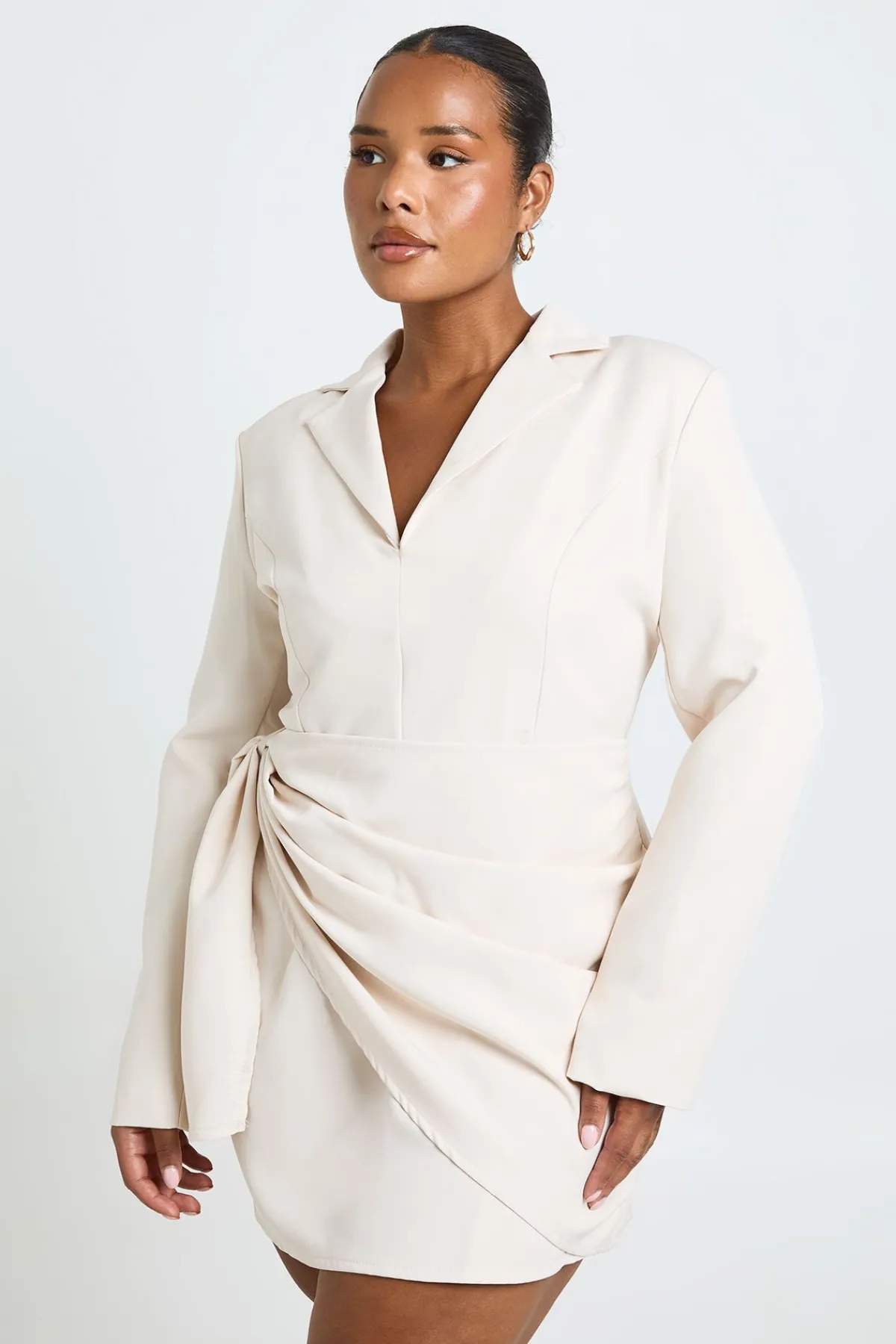 boohoo Robe Blazer Grande Taille À Drapé Frontal<Femme Tailleurs|Robes À Manches Longues