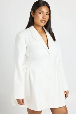 boohoo Robe Blazer Grande Taille Jupe Patineuse Évasée<Femme Tailleurs|Robes À Manches Longues