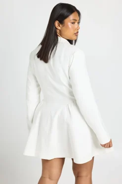 boohoo Robe Blazer Grande Taille Jupe Patineuse Évasée<Femme Tailleurs|Robes À Manches Longues