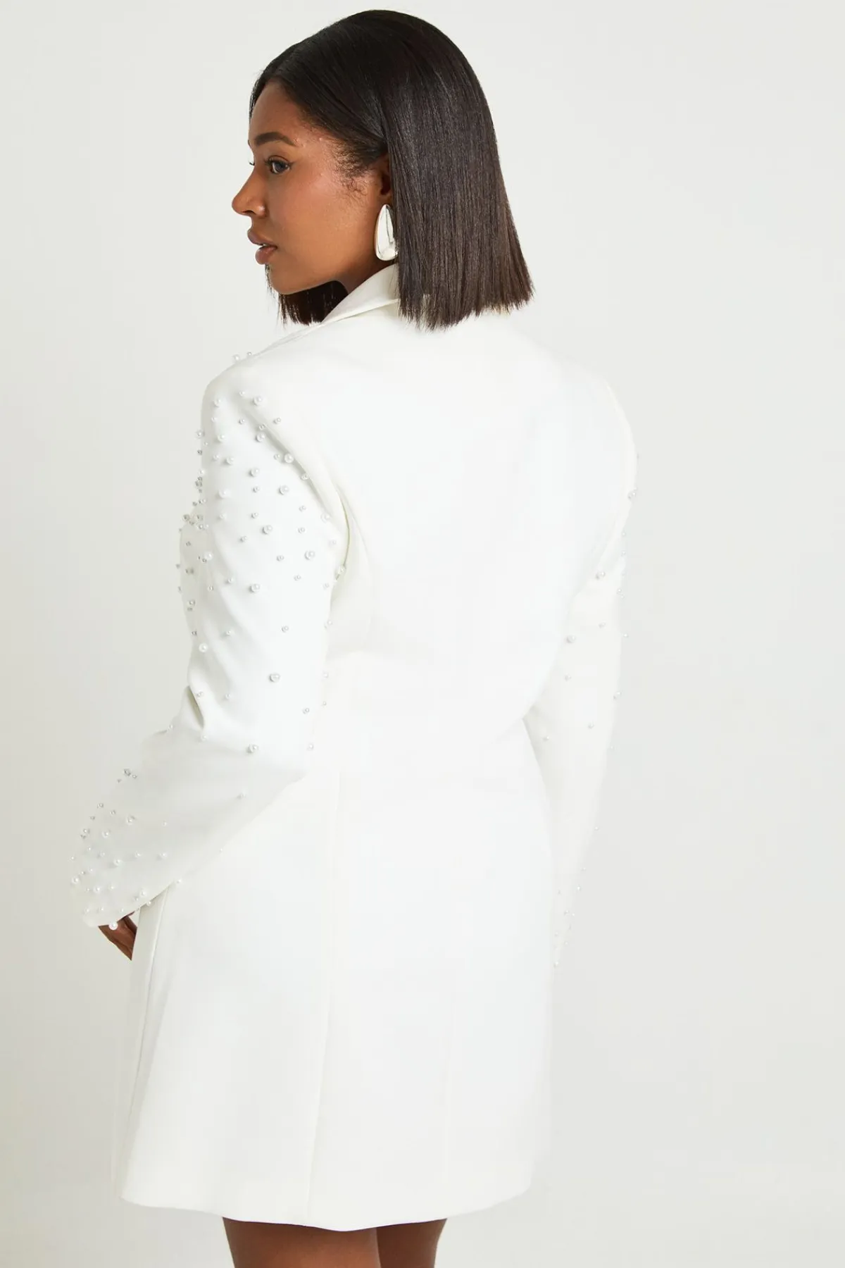 boohoo Robe Blazer Grande Taille Ornée De Perles<Femme Tailleurs|Robes À Manches Longues