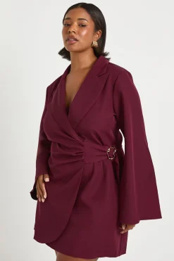 Robe blazer grande taille sur mesure à taille nouée avec détail de boucle