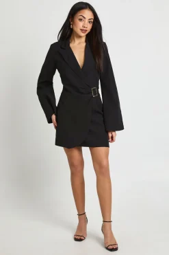Robe Blazer À Manches Évasées Avec Détail Boucle