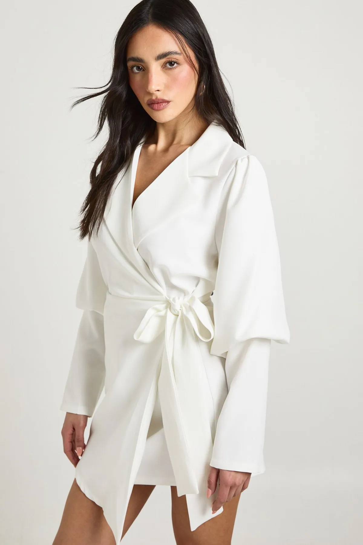 boohoo Robe Blazer À Manches Volumineuses Et Ceinture Nouée À La Taille<Femme Tailleurs|Robes À Manches Longues