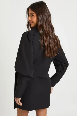 Robe blazer à manches volumineuses et taille nouée