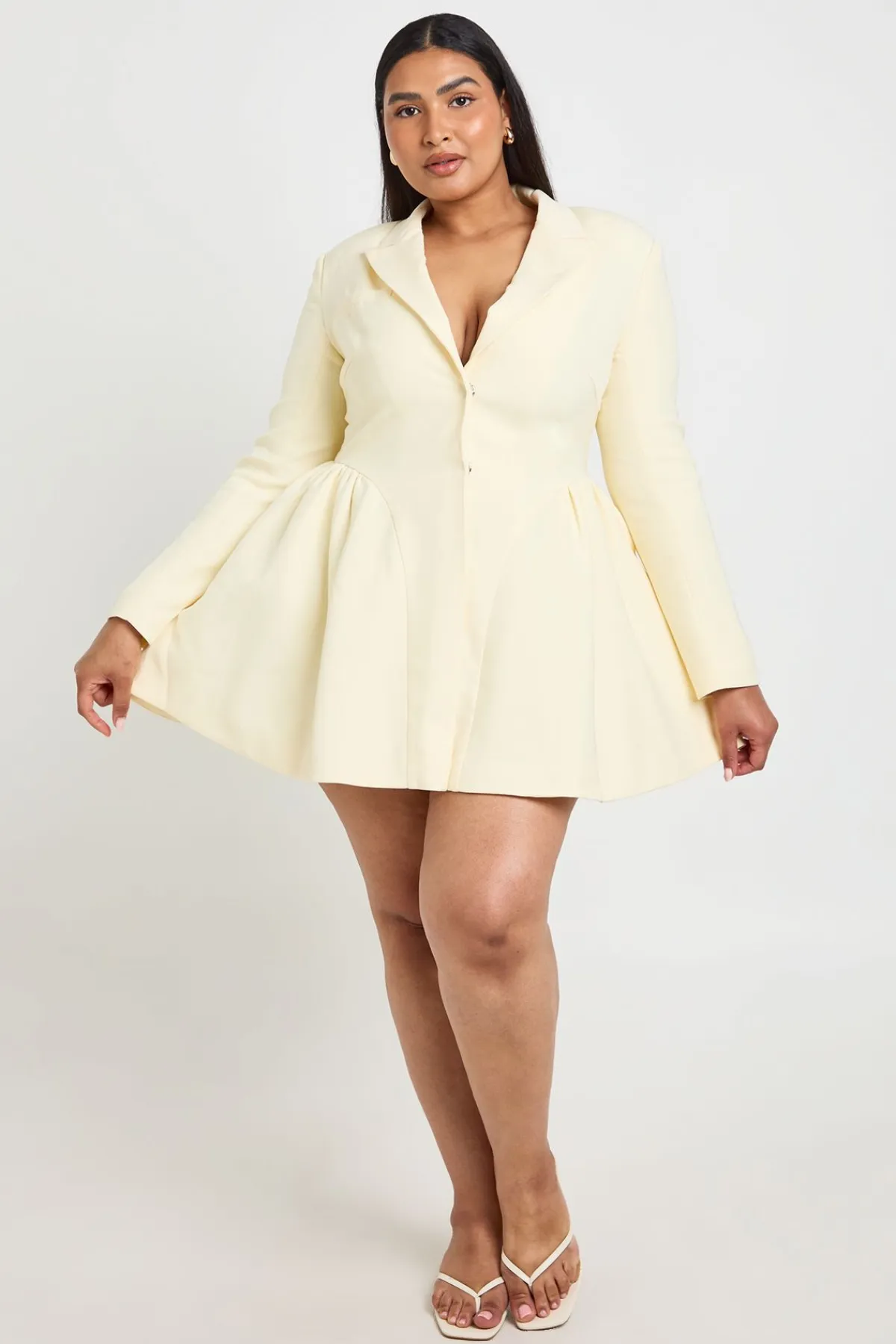 boohoo Robe Blazer Patineuse Grande Taille<Femme Tailleurs|Robes À Manches Longues