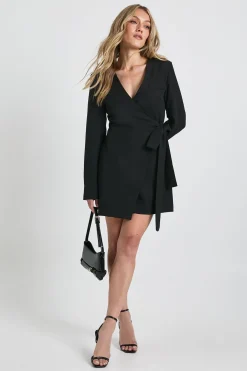boohoo Robe blazer petite sans col à nouer sur le côté<Femme Tailleurs|Robes À Manches Longues