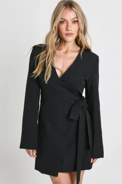 boohoo Robe blazer petite sans col à nouer sur le côté<Femme Tailleurs|Robes À Manches Longues