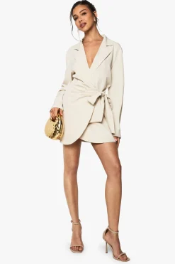 Robe blazer portefeuille cintrée à l'avant, effet lin