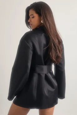 boohoo Robe blazer portefeuille surdimensionnée à manches évasées<Femme Tailleurs|Robes À Manches Longues