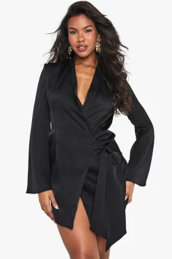 Robe blazer portefeuille à texture froissée