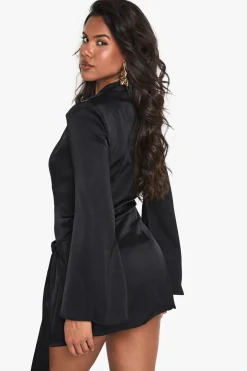 Robe blazer portefeuille à texture froissée