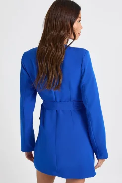 Robe blazer sans col à nouer sur le côté
