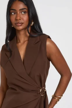 Robe Blazer Sans Manches Avec Épaulettes Et Détail Boucle